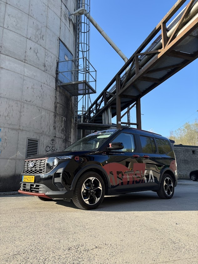 Ford Tourneo Courier Active 2024 – 5 places